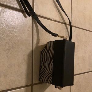 A box zebra purse